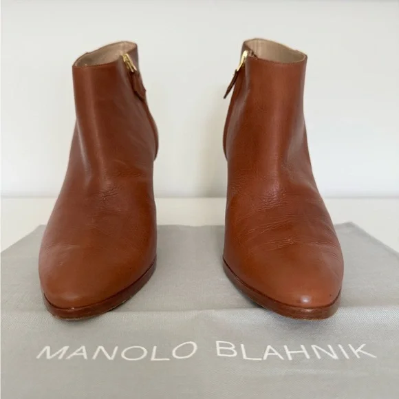 Manolo Blahnik Brusta Brown Leather Ankle Boots - Picture 2 of 8